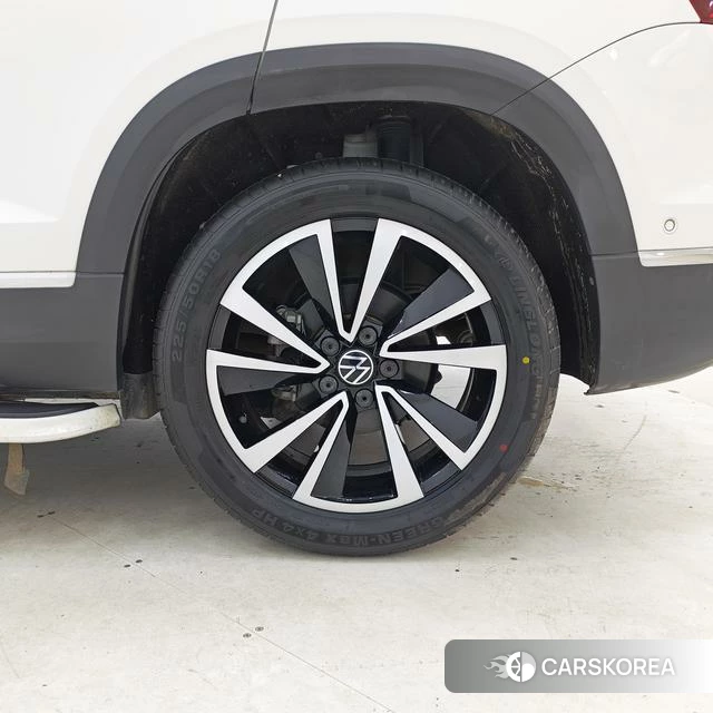 Volkswagen Tuyue id 4256203 из Китая 10