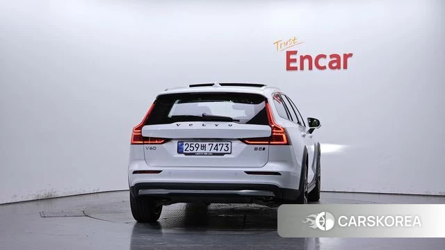 Volvo V60 Cross-Country 2nd Generation id 4853395 из Кореи 23