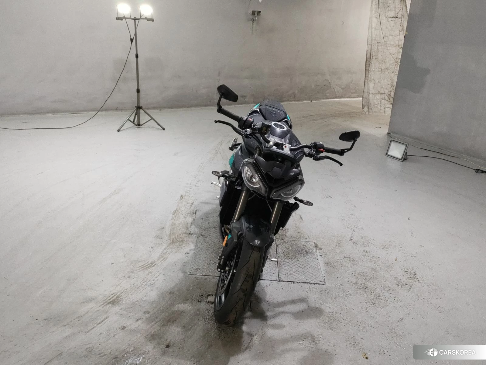 Проданный Triumph STREET TRIPLE 765 RS 2026 из Японии, фото 4