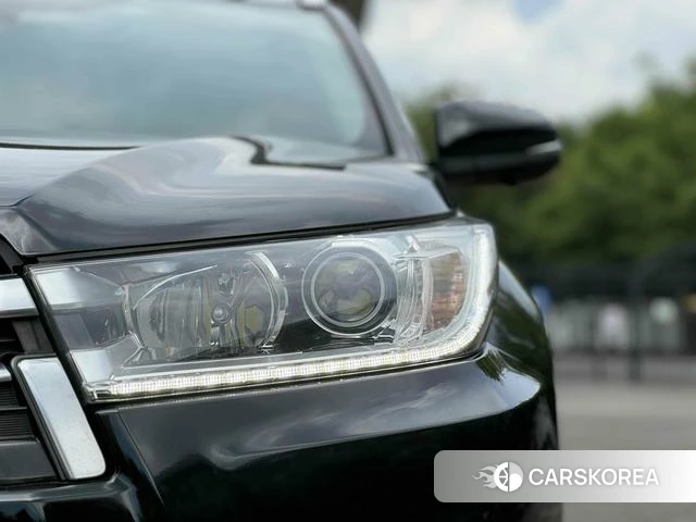 Toyota Highlander id 4262519 из Китая 13