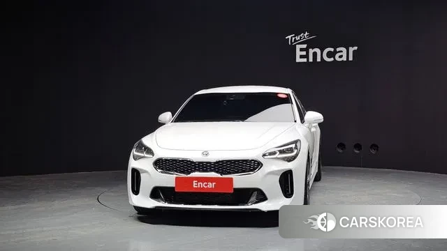 Kia Stinger id 3651446 из Кореи 13