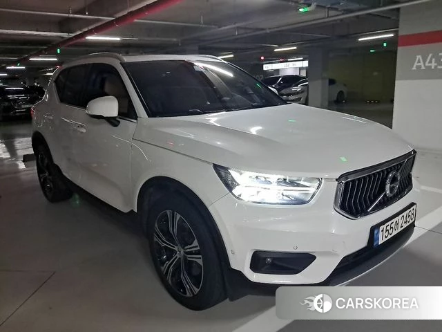 Volvo XC40 2021 Белый из Кореи, фото 3