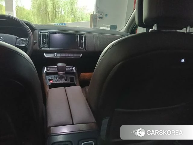 Citroen C6 2018 Белый из Китая, фото 3