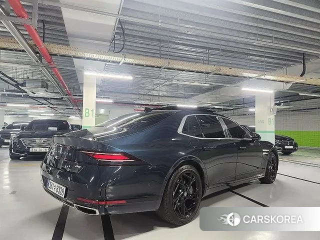 Genesis G90 (RS4) id 3740394 из Кореи 13
