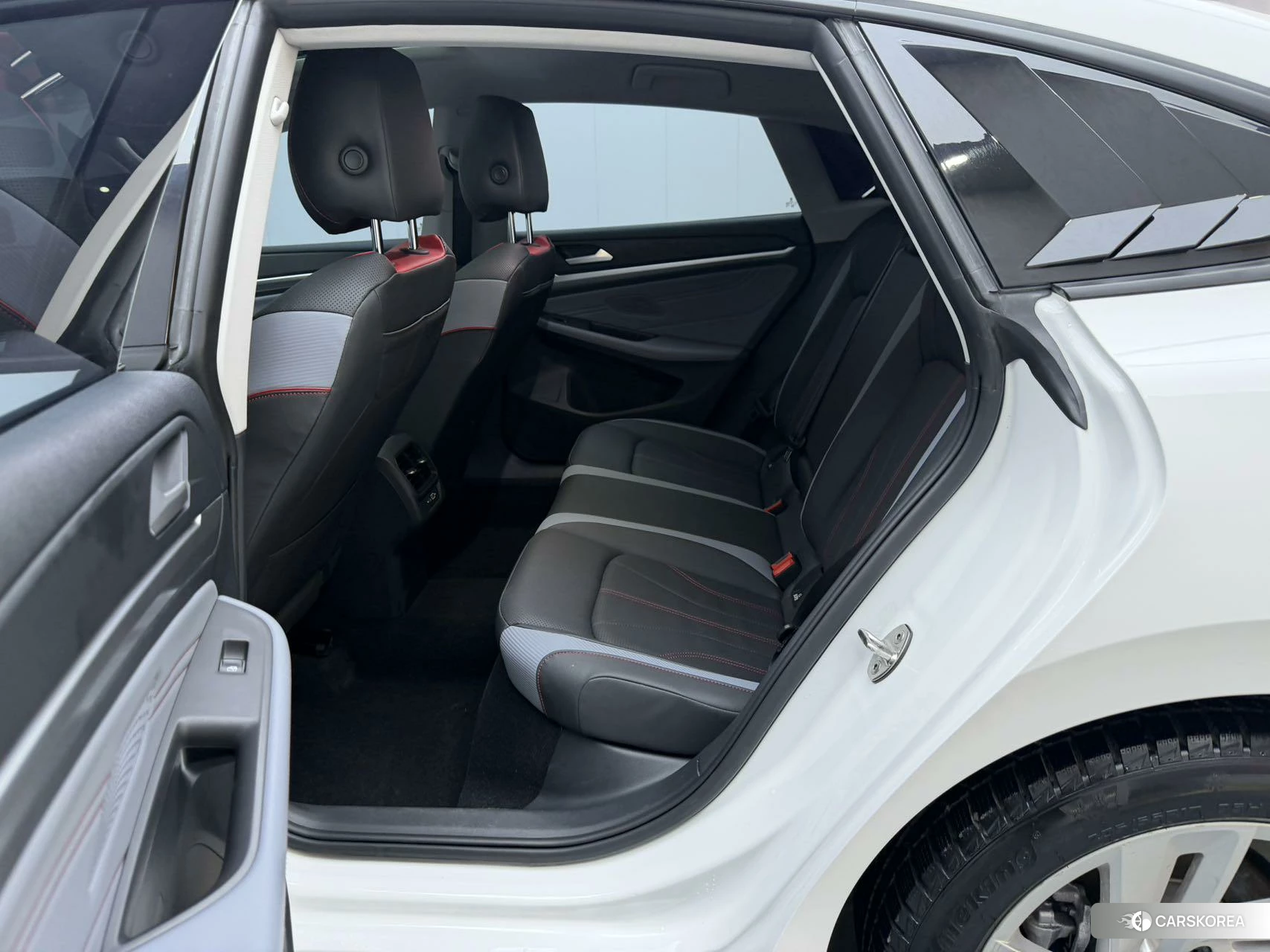 Volkswagen Lingdu 2022 Белый из Китая, фото 5
