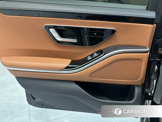 Mercedes-Benz S-class id 4265577 из Китая 14