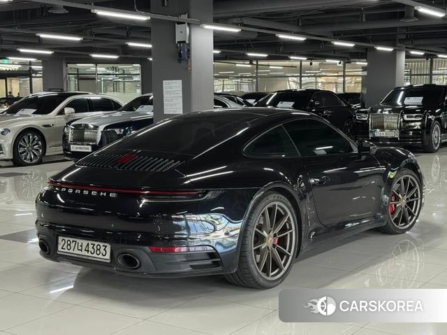 Porsche 911(992) id 4203295 из Кореи 8