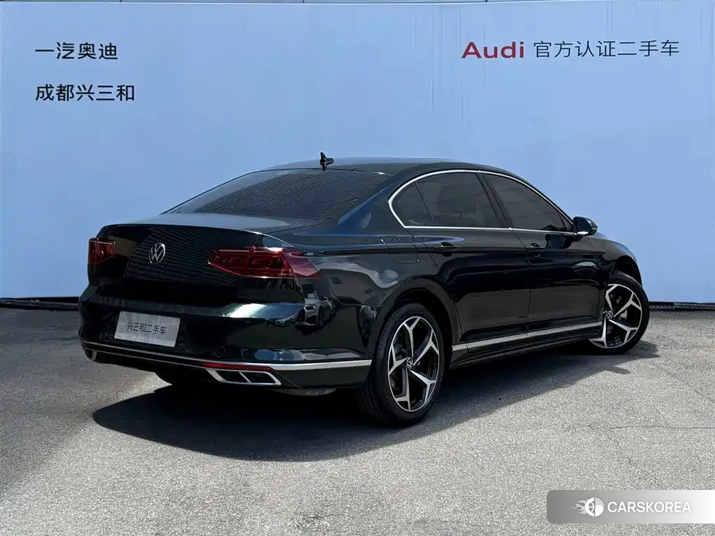 Volkswagen Magotan id 4578308 из Китая 10