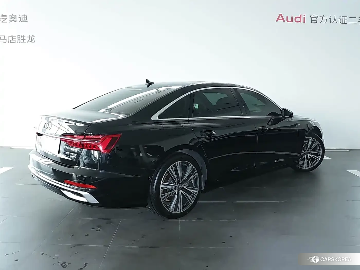 Audi A6L 2022 Черный из Китая, фото 3
