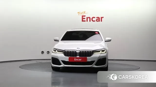 BMW 5 Series (G30) id 3022459 из Кореи 13