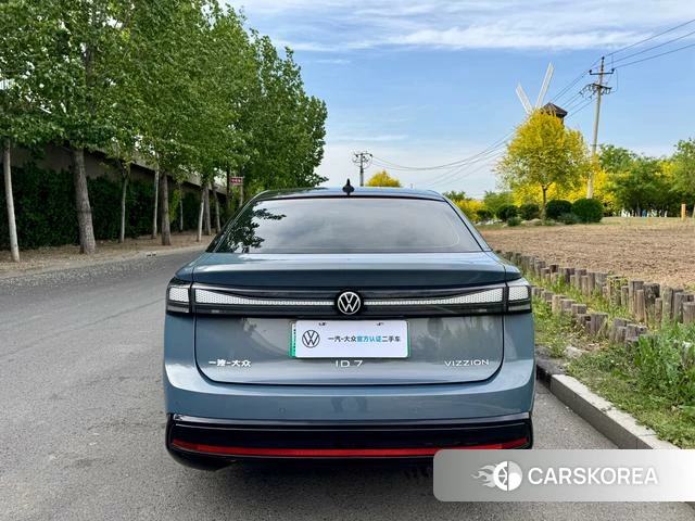 Volkswagen ID.7 VIZZION 2024 Темно-серый из Китая, фото 3