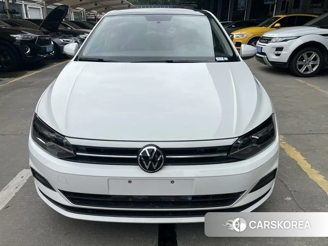 Volkswagen Polo 2022 Белый из Китая, фото 3