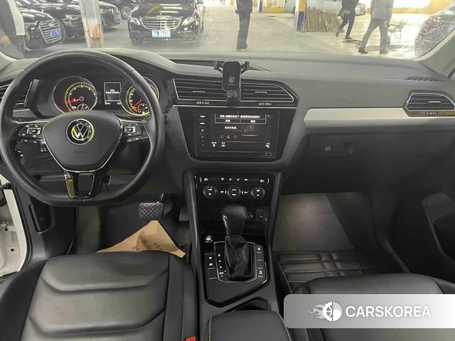 Volkswagen Tiguan L 2021 Белый из Китая, фото 3