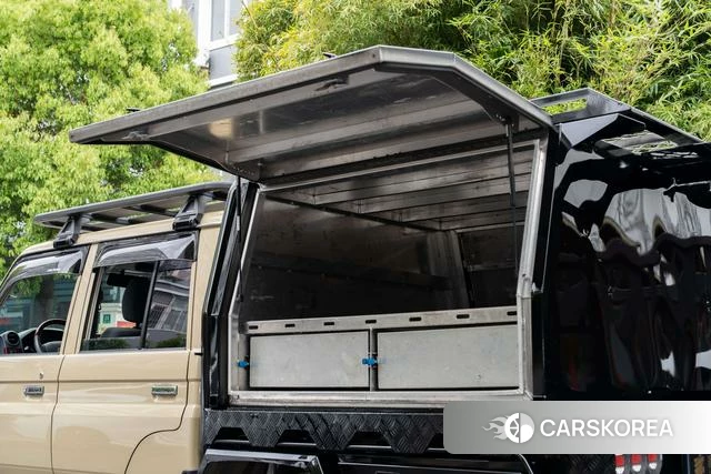 Toyota Land Cruiser 70 Series id 4239705 из Китая 19