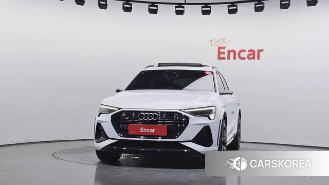 Audi e-Tron id 4555002 из Кореи 13