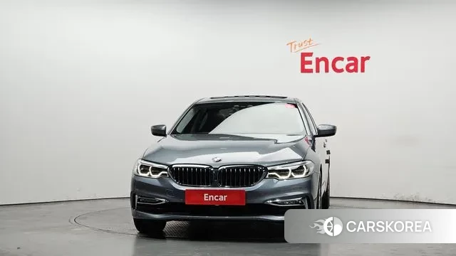 BMW 5 Series (G30) id 3773159 из Кореи 13