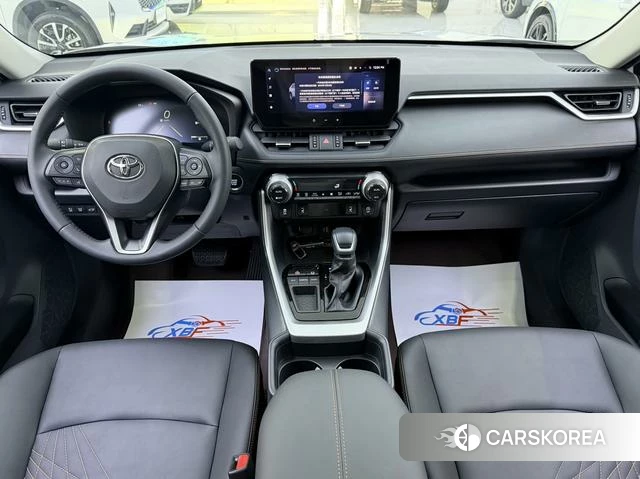 Toyota RAV4 Rongfang 2025 Белый из Китая, фото 5