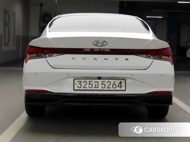 Hyundai Avante Hybrid (CN7) id 3338801 из Кореи 13