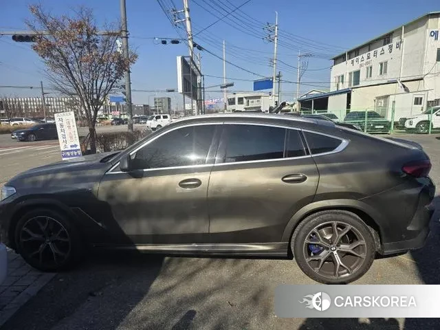BMW X6 (G06) 2022 Песочный из Кореи, фото 3