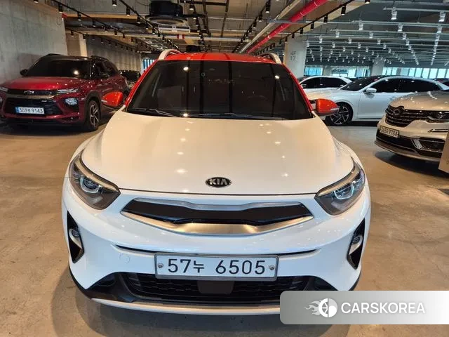 Kia Stonic id 3714158 из Кореи 13