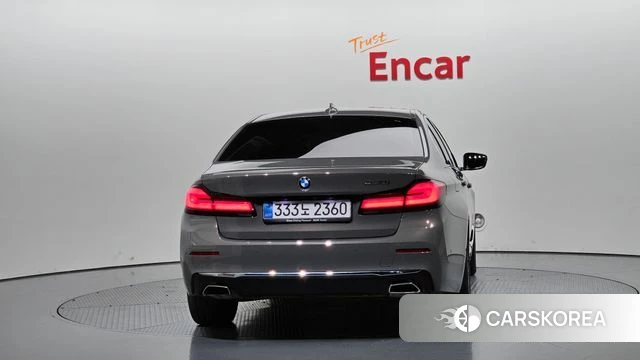 BMW 5 Series (G30) id 4835694 из Кореи 23