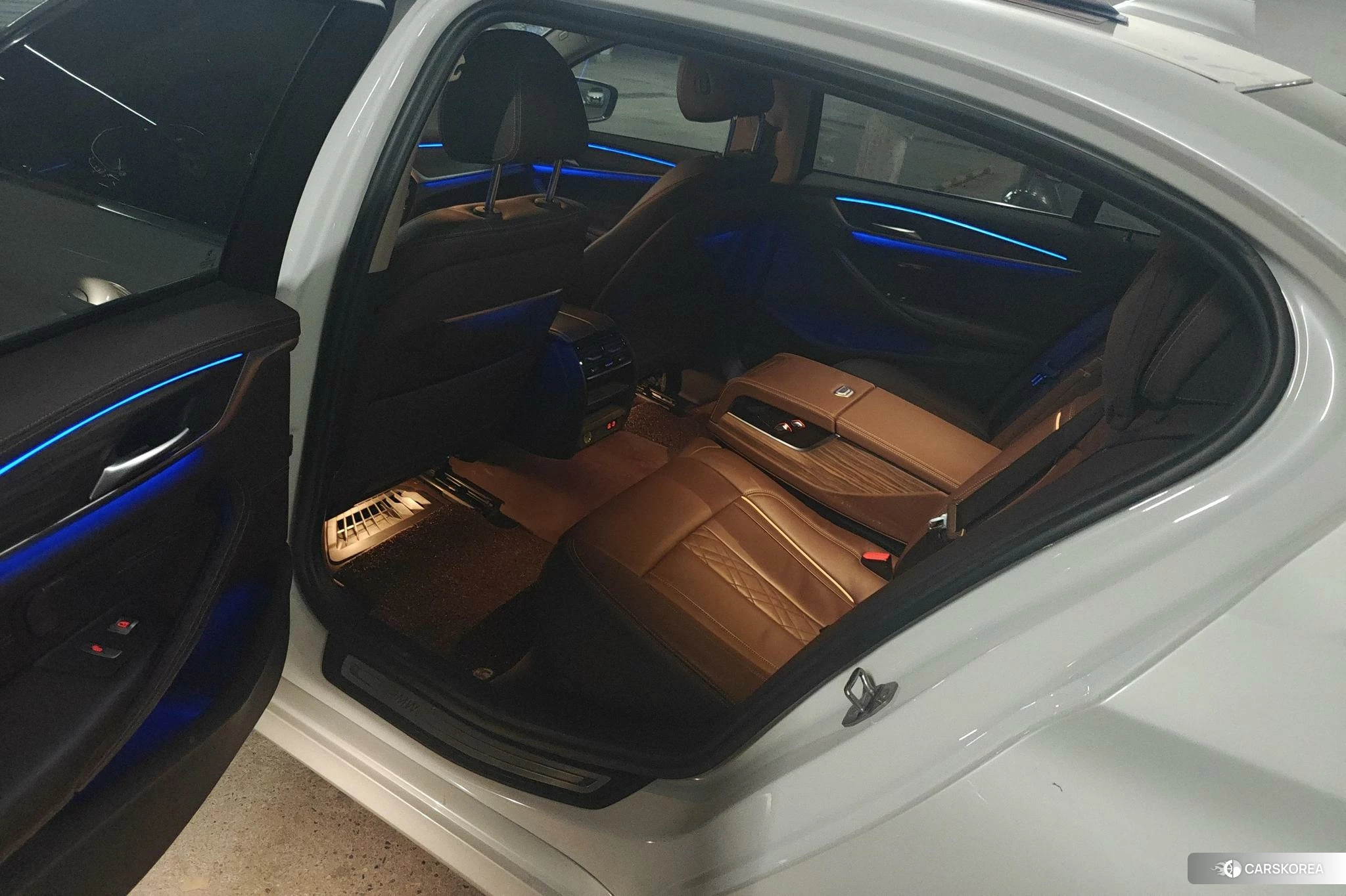 BMW 5 series PHEV id 4452249 из Китая 10
