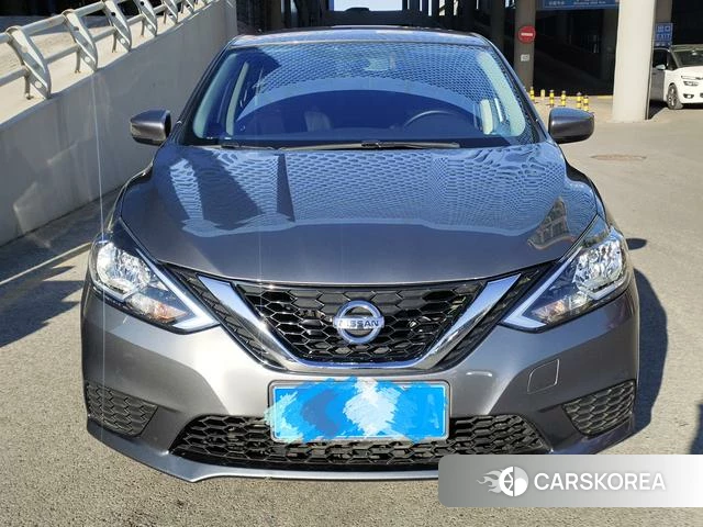 Nissan Xuan Yi 2024 Темно-серый из Китая, фото 3