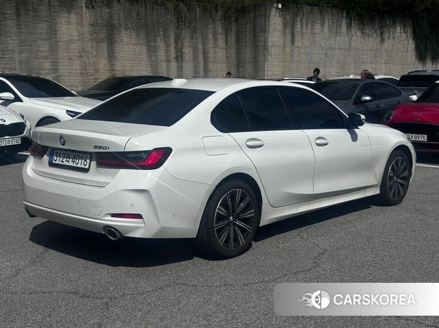 BMW 3 Series (G20) 2025 Белый из Кореи, фото 6