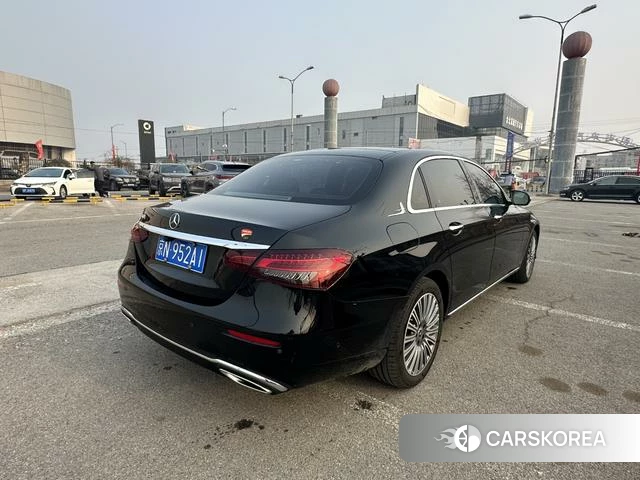Mercedes-Benz E-class 2022 Черный из Китая, фото 3