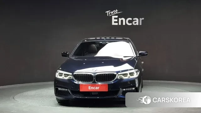 BMW 5 Series (G30) id 3345240 из Кореи 13