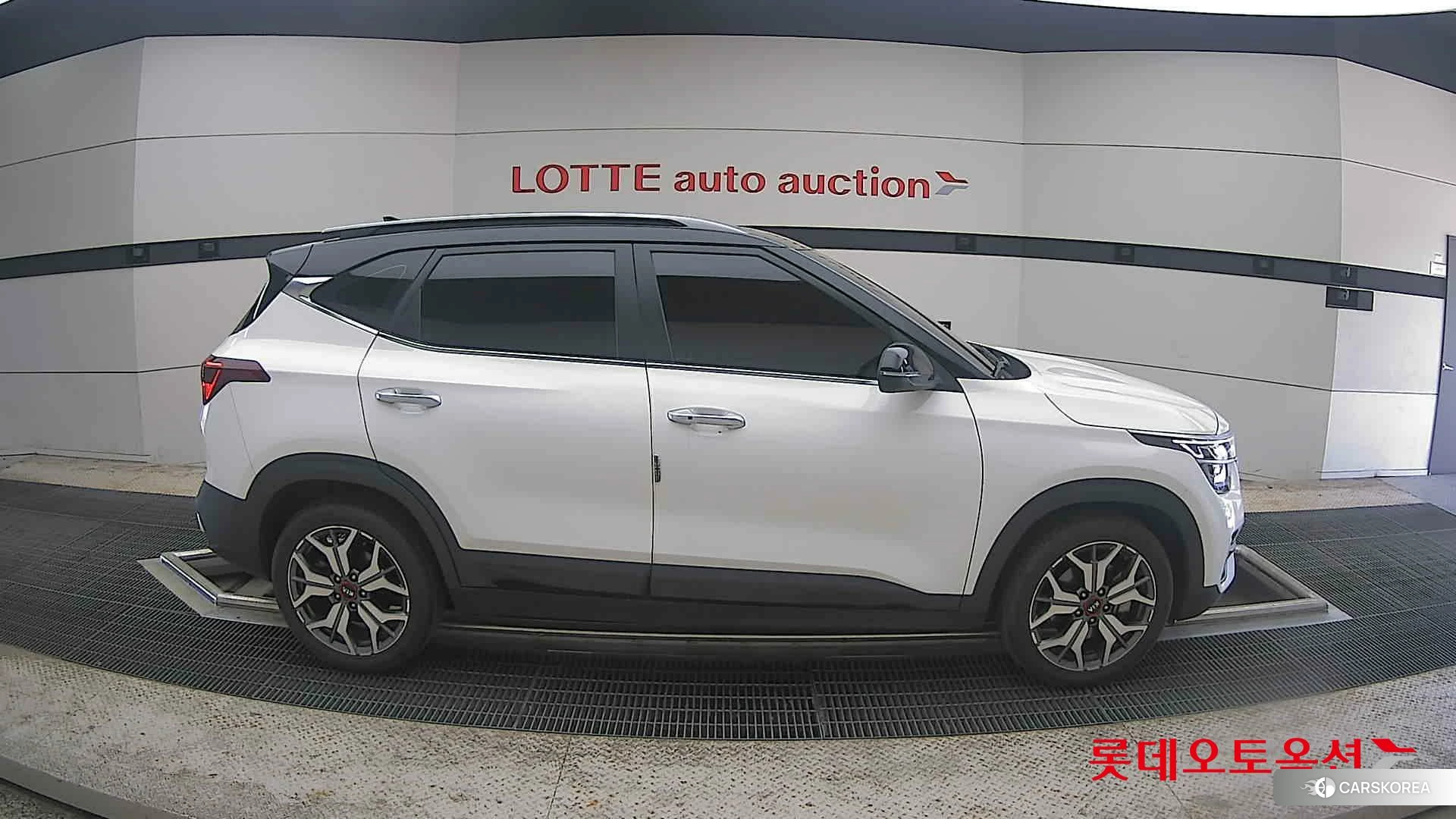 Kia Seltos id 4296900 из Кореи 23