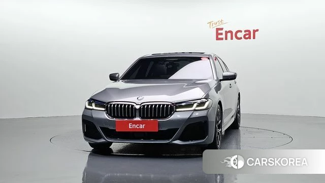 BMW 5 Series (G30) id 4540951 из Кореи 23