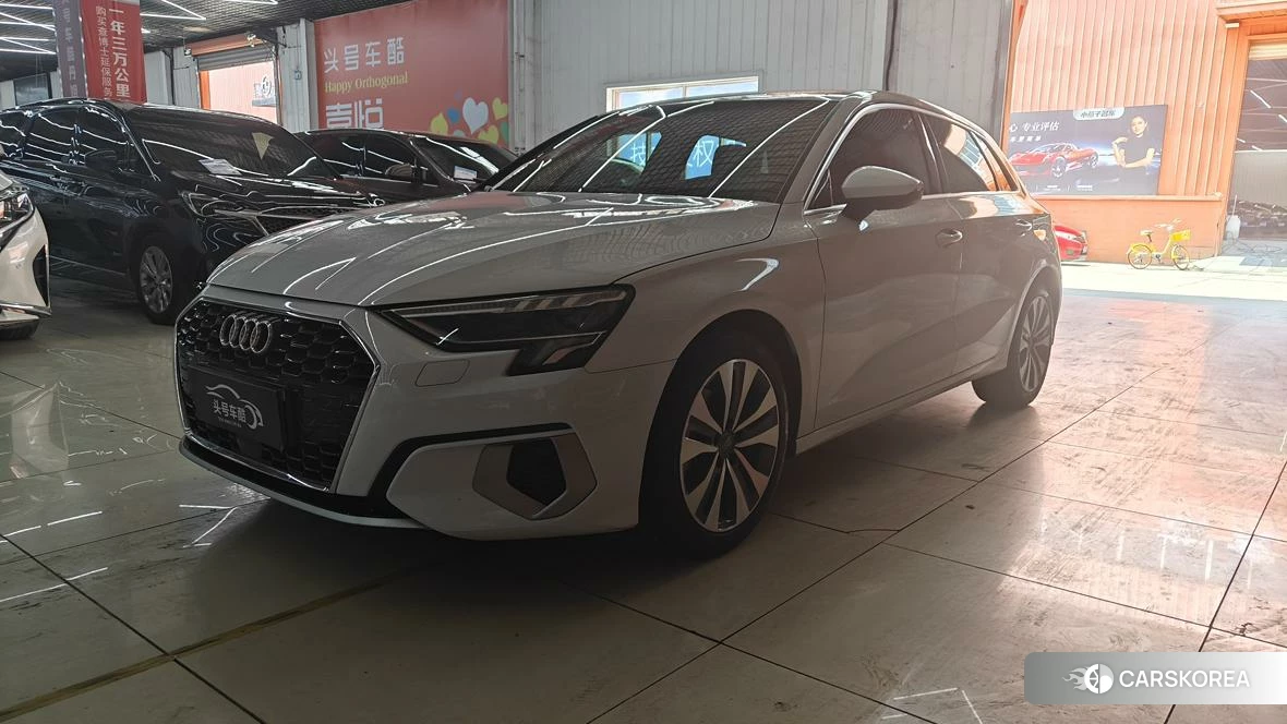 Audi A3 2021 Белый из Китая, фото 3