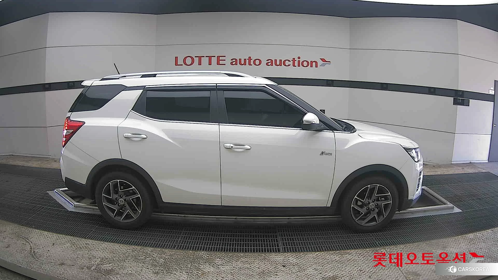 SsangYong Tivoli Air id 3882195 из Кореи 23