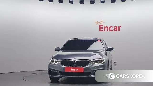 BMW 5 Series (G30) id 3275702 из Кореи 13