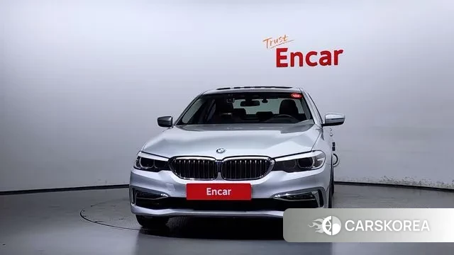 BMW 5 Series (G30) id 3090732 из Кореи 13