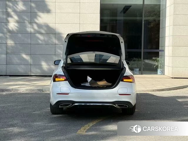 Mercedes-Benz E-class PHEV id 4272845 из Китая 13