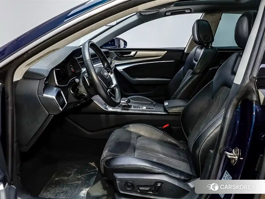 Audi A7L id 4538692 из Китая 23