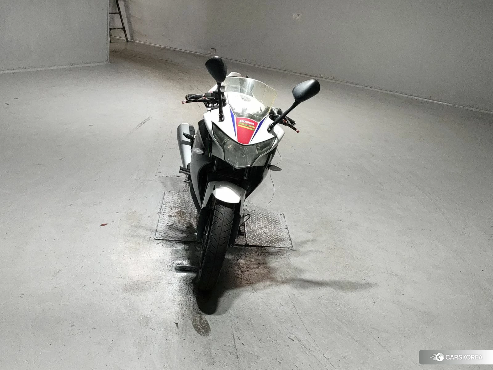 Проданный Honda CBR250R 2013 из Японии, фото 2