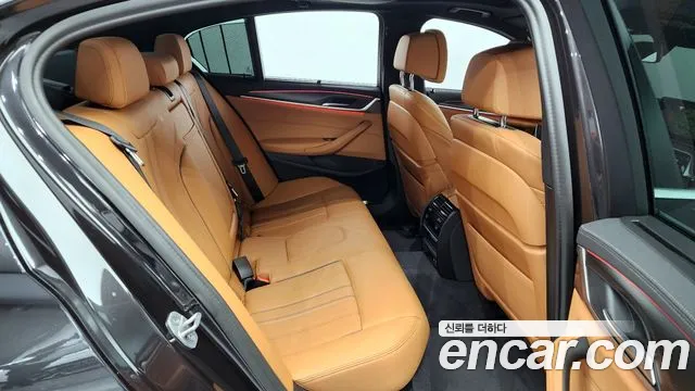 BMW 5 Series (G30) id 2681619 из Кореи 13