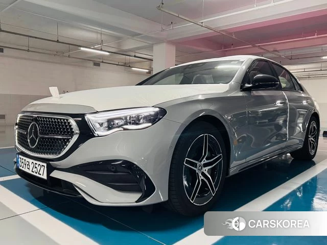 Mercedes-Benz E-Class W214 2026 Светло-серебряный цвет из Кореи, фото 3