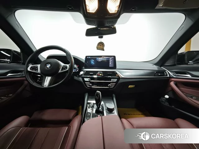 BMW 5 series PHEV id 4212859 из Китая 13