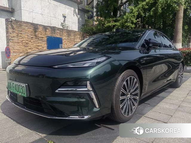 Geely Galaxy Galaxy Sparkle 8 PHEV id 4205610 из Китая 12