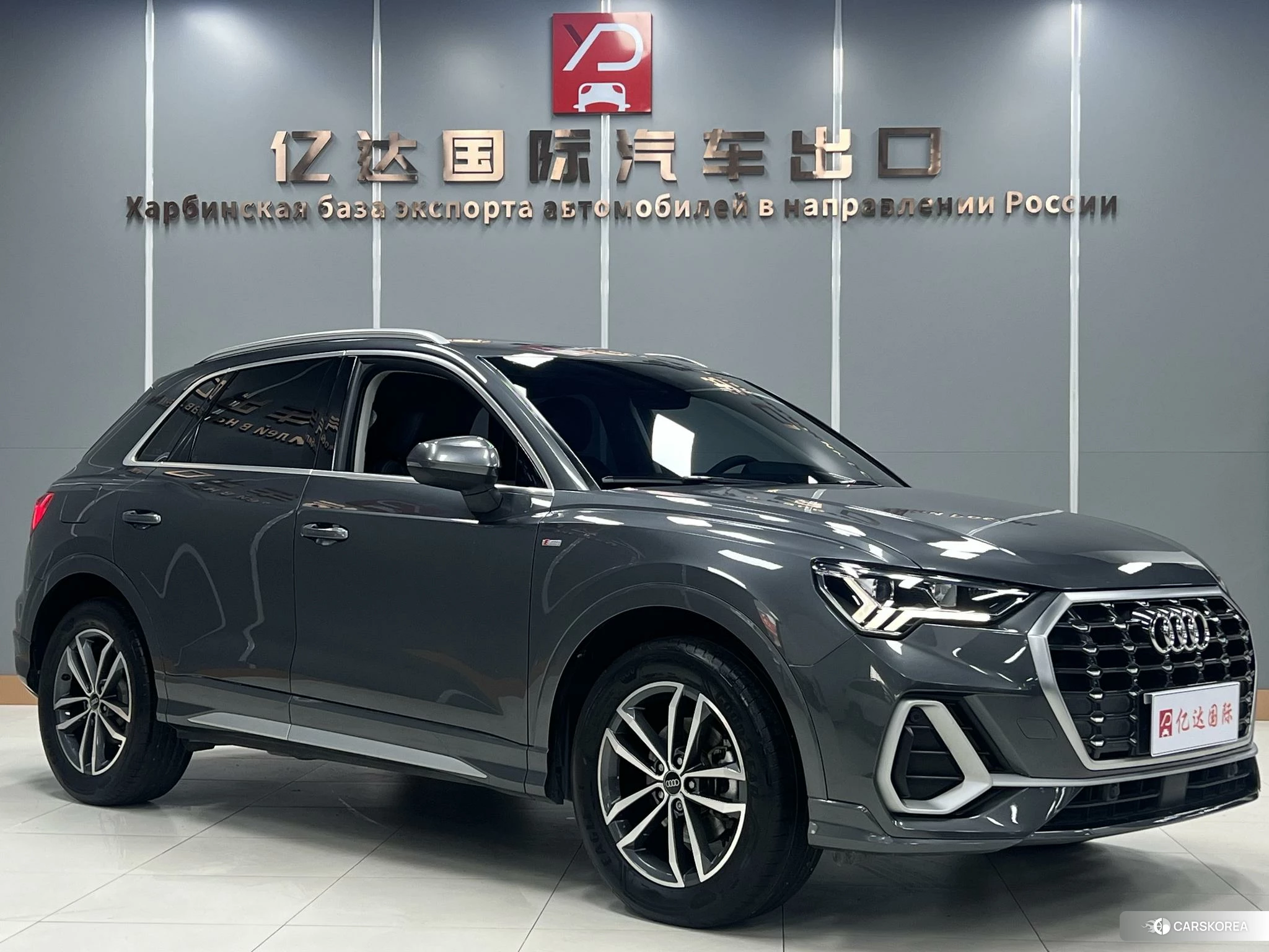 Audi Q3 id 4420914 из Китая 18
