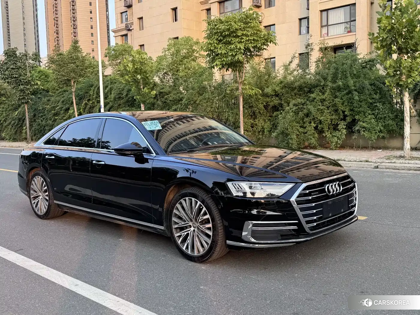 Audi A8 2018 Черный из Китая, фото 3