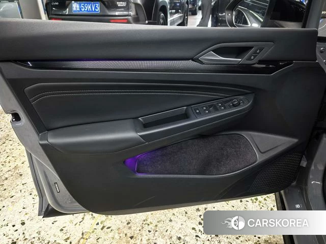 Volkswagen Golf id 4263103 из Китая 15