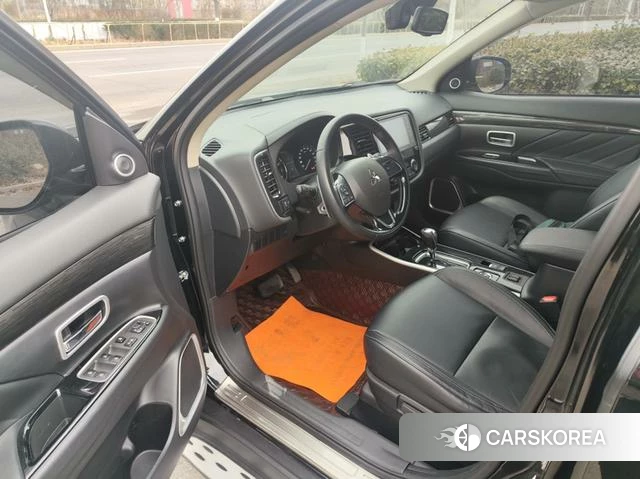 Mitsubishi  Outlander id 4212819 из Китая 7