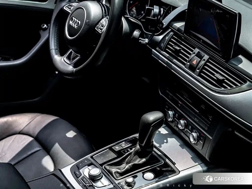 Audi A6 2019 Белый из Китая, фото 3