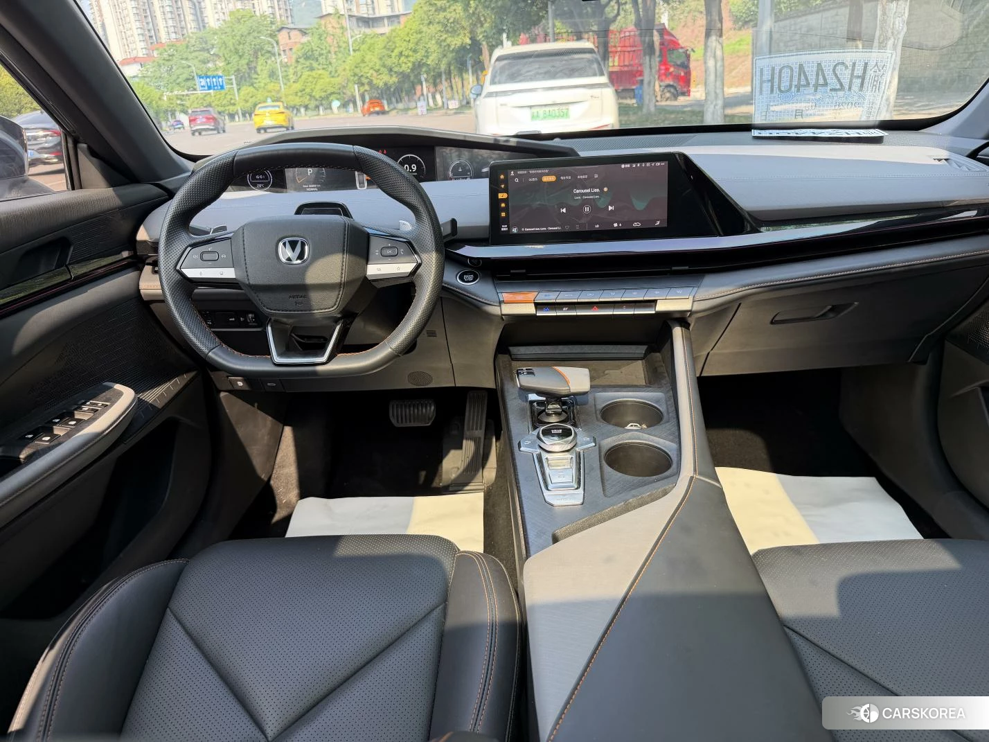 Chang'an UNI-V 2022 Синий из Китая, фото 3