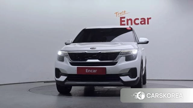 Kia Seltos id 4604166 из Кореи 23